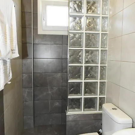 Stavros Seaside Retreat-sunny With Pool Apartament