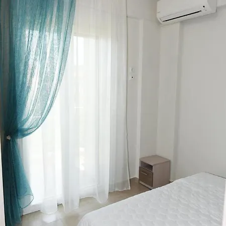 Stavros Seaside Retreat-sunny With Pool Apartment
